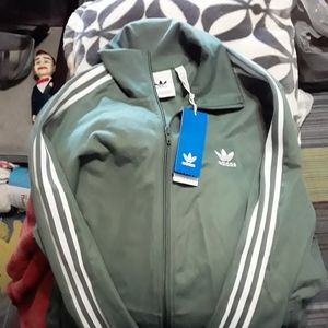 ADIDAS TRACKSUIT LARGE
